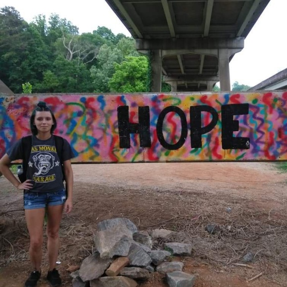 Meet your Posher, Kayla *posh ambassador * - Picture 3 of 8